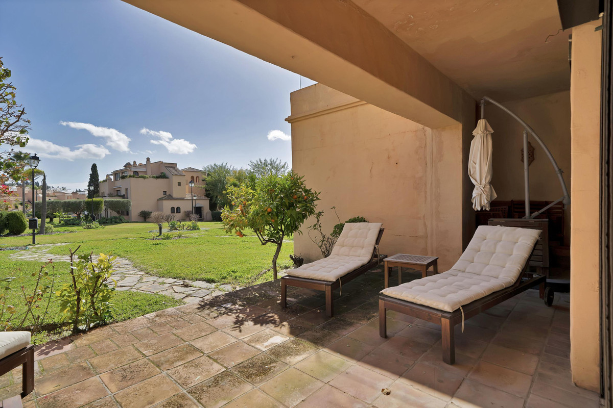 Apartment for sale in Estepona