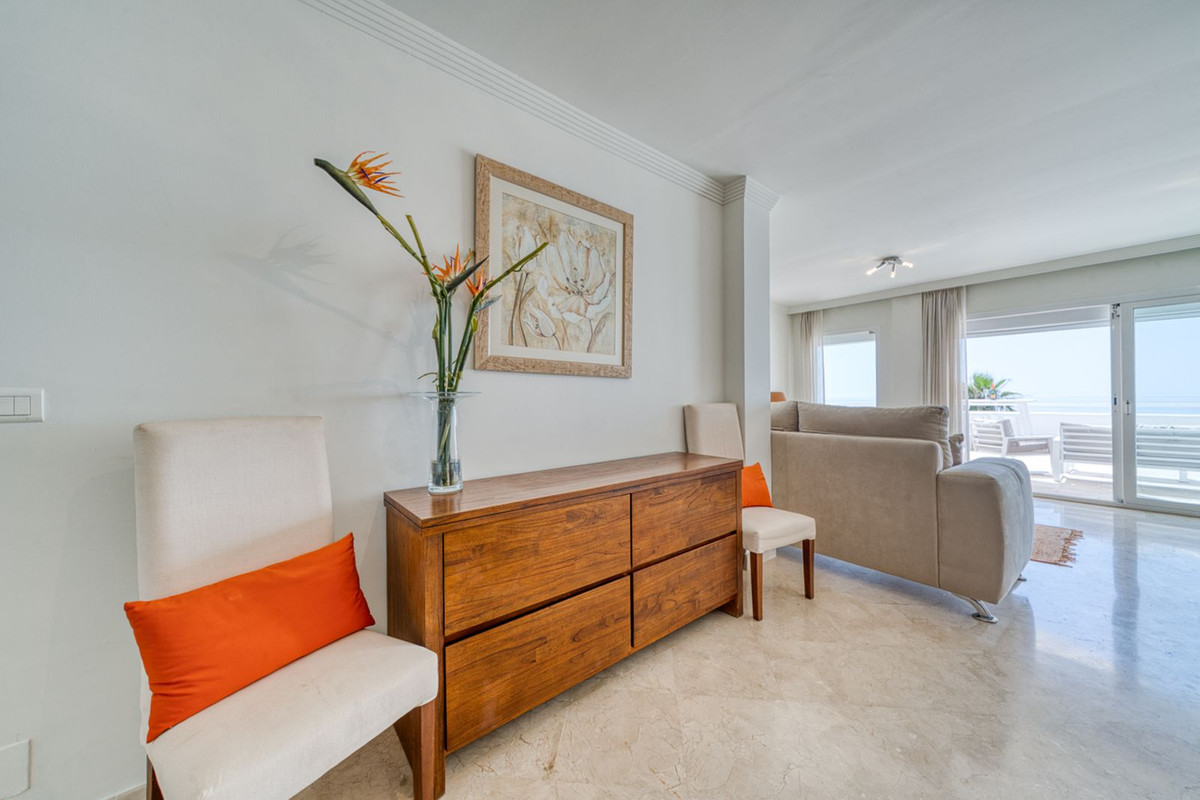 Apartment for sale in Estepona