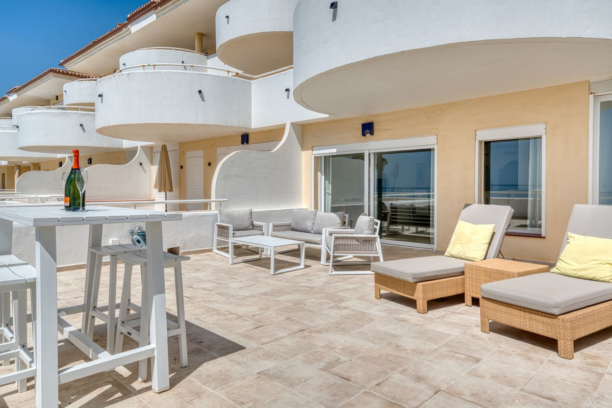 Apartment for sale in Estepona