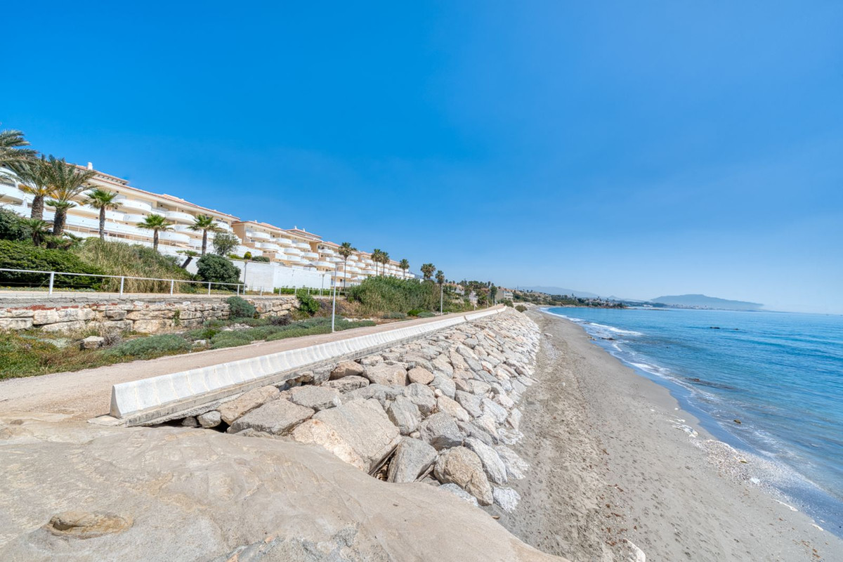 Apartment for sale in Estepona