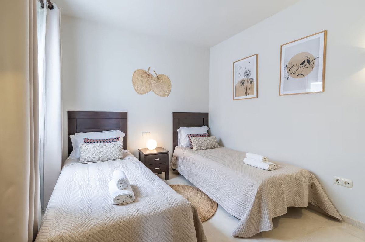 Apartment for sale in Estepona