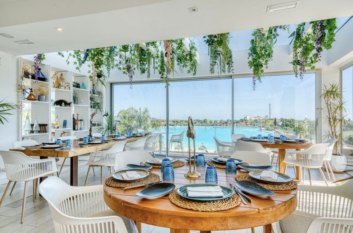 Apartment for sale in Estepona