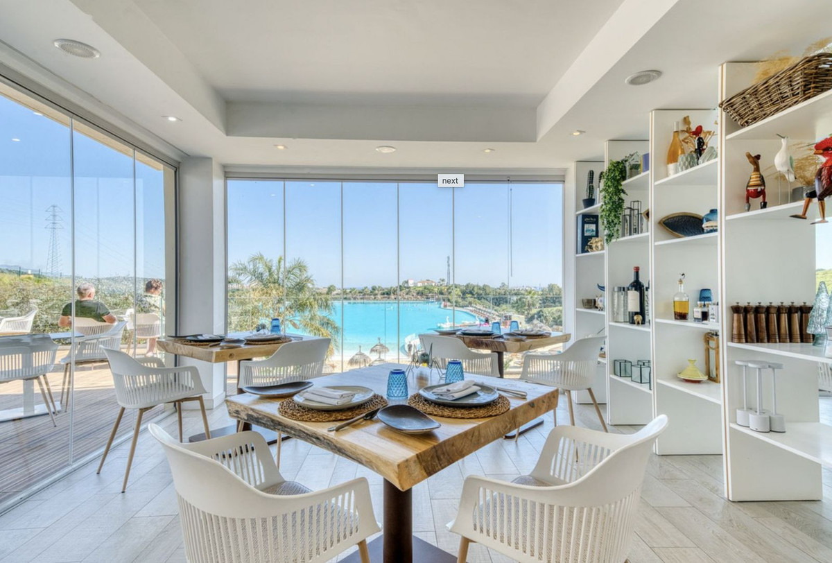 Apartment for sale in Estepona