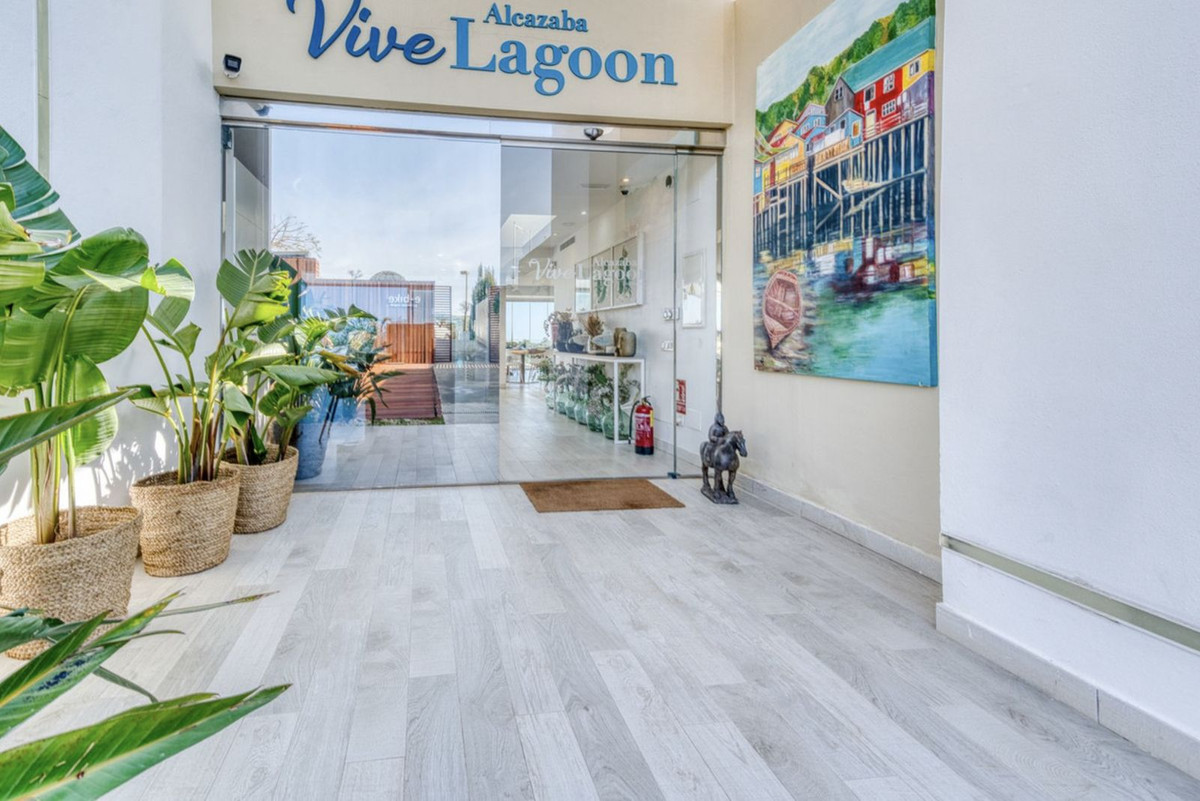 Apartment for sale in Estepona