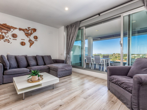 Apartment for sale in Estepona