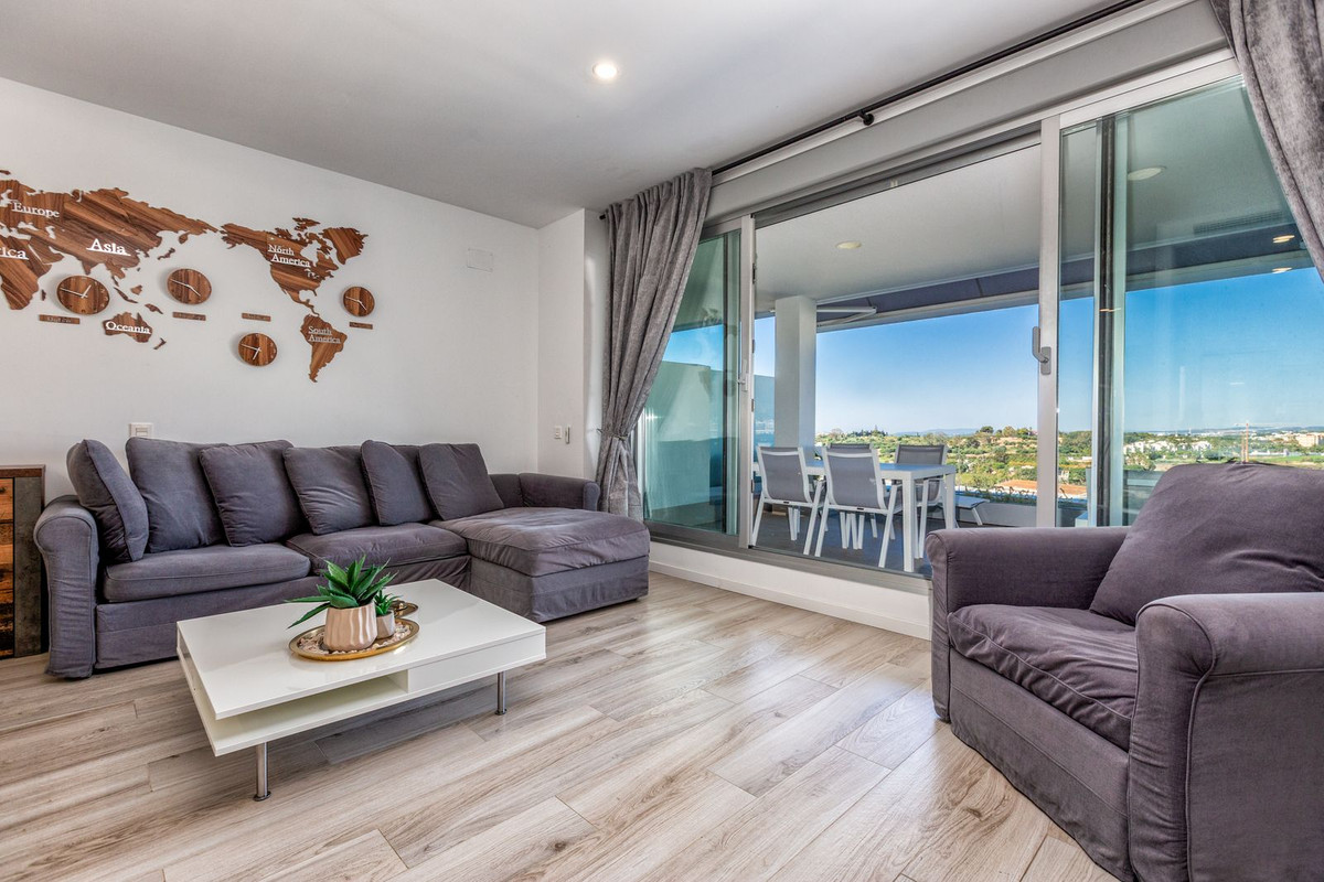 Apartment for sale in Estepona