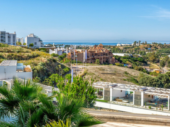 Apartment for sale in Estepona