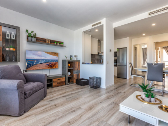 Apartment for sale in Estepona
