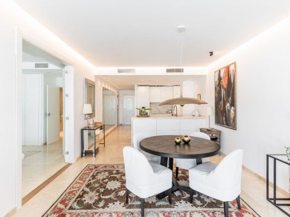 Apartment for sale in Estepona