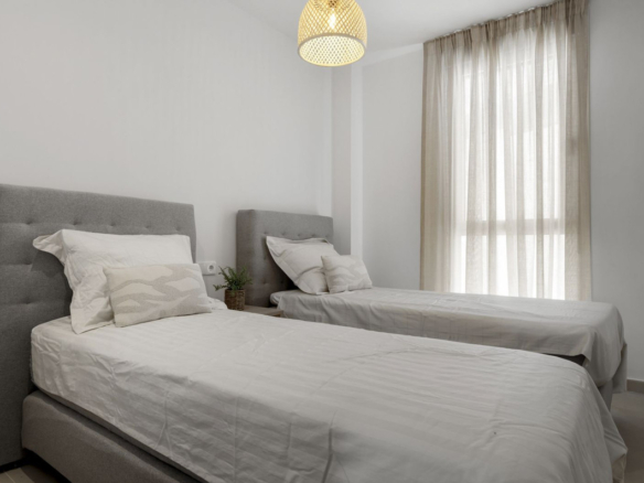 Apartment for sale in Estepona