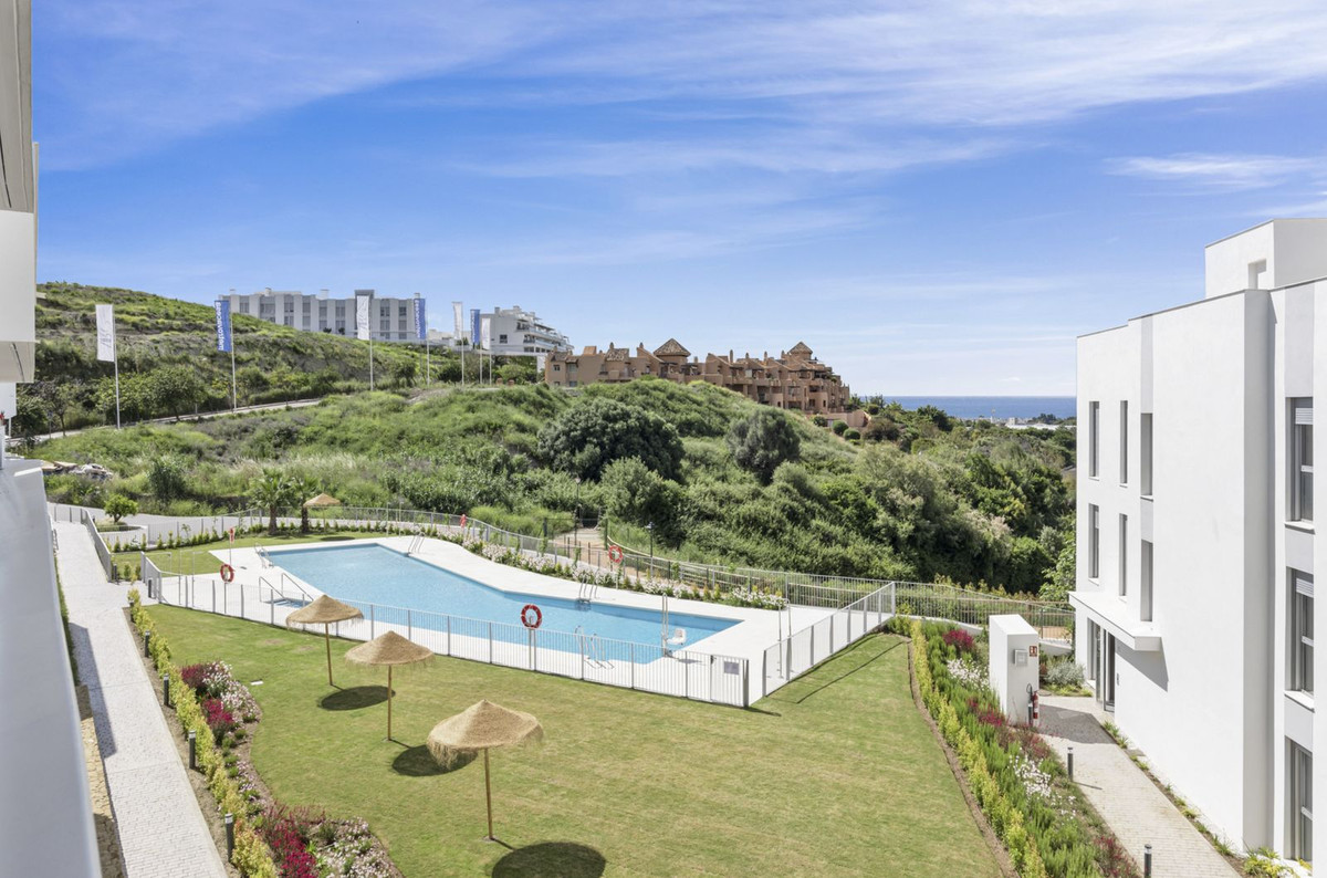 Apartment for sale in Estepona