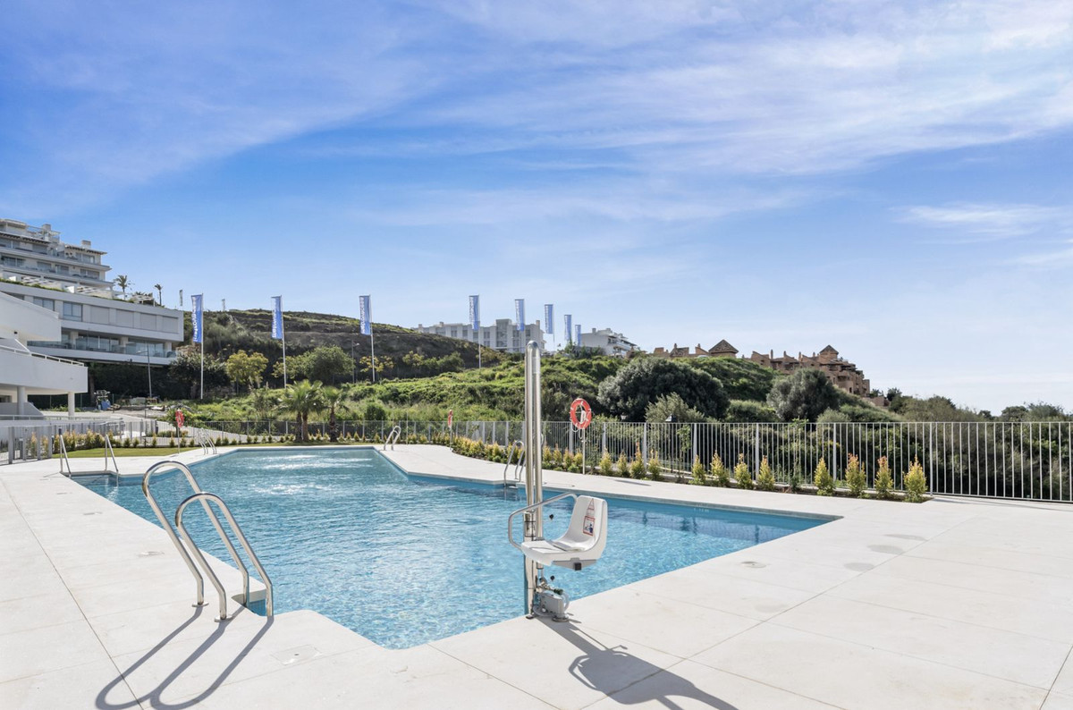 Apartment for sale in Estepona