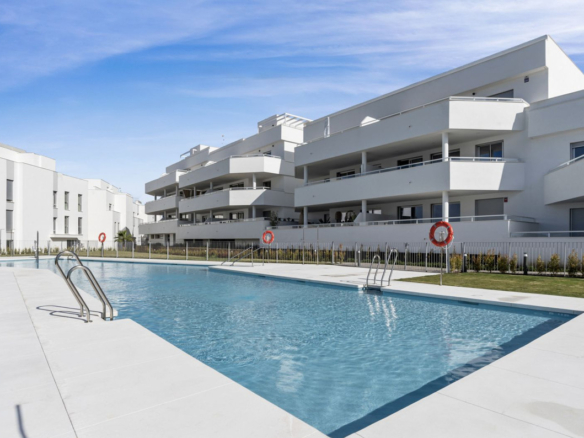 Apartment for sale in Estepona