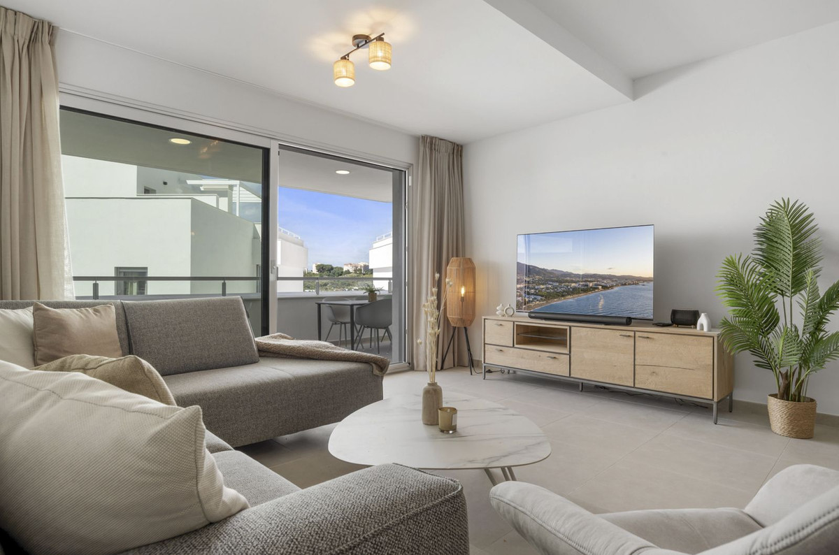 Apartment for sale in Estepona