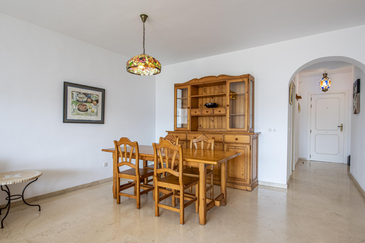 Apartment for sale in Estepona