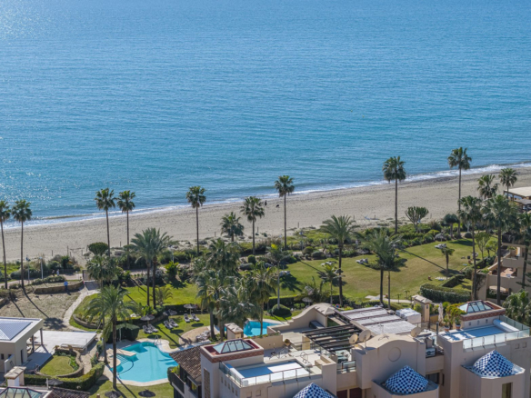 Apartment for sale in Estepona