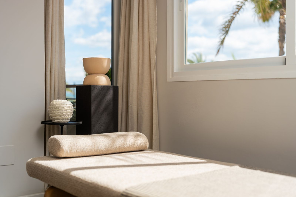 Apartment for sale in Estepona