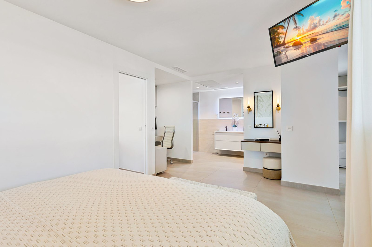Apartment for sale in Fuengirola