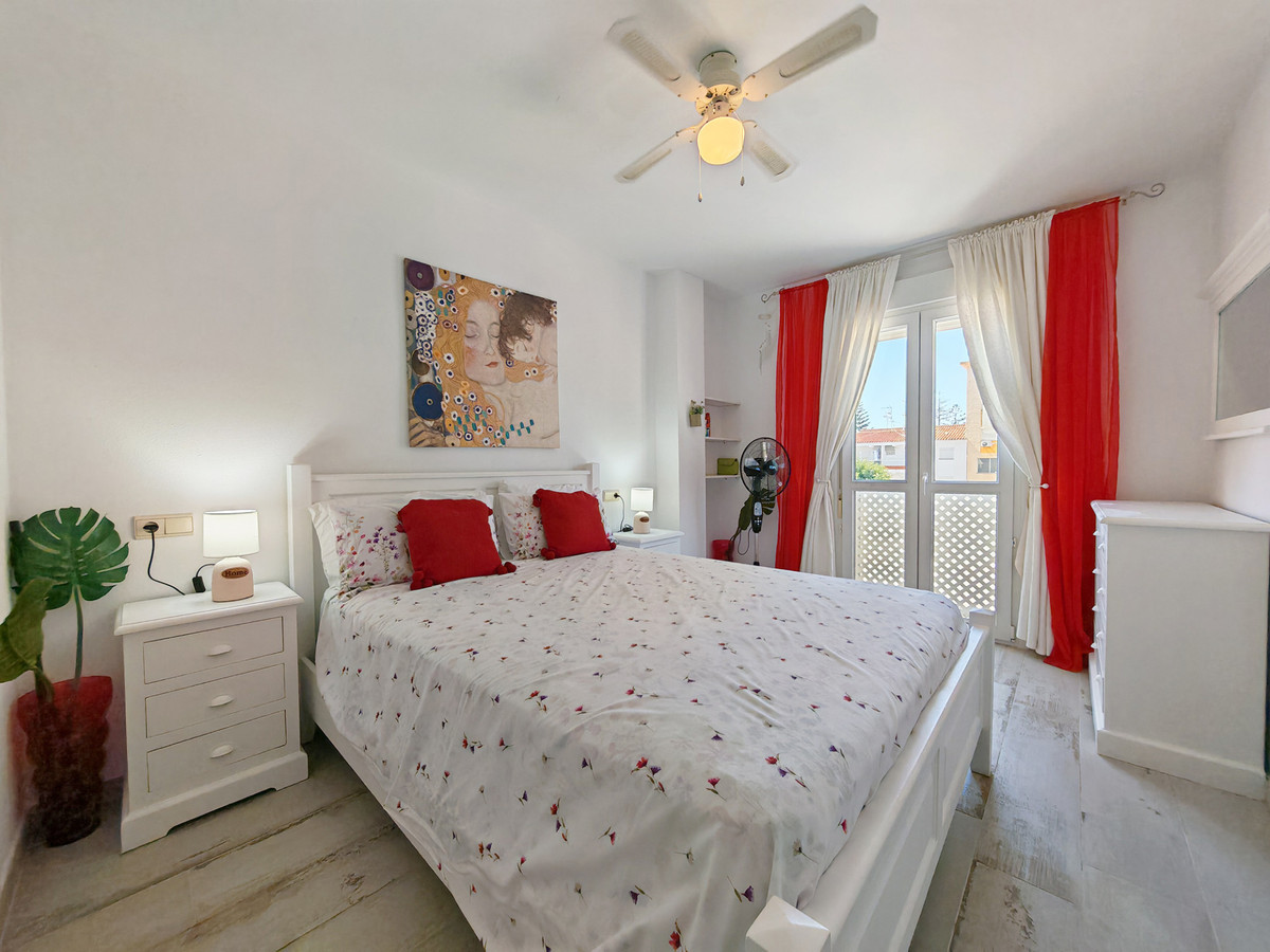 Apartment for sale in Manilva