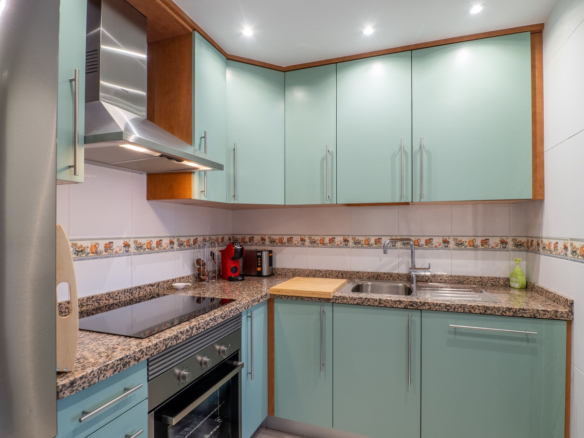 Apartment for sale in Manilva