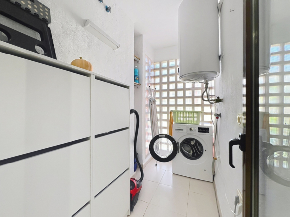 Apartment for sale in Manilva