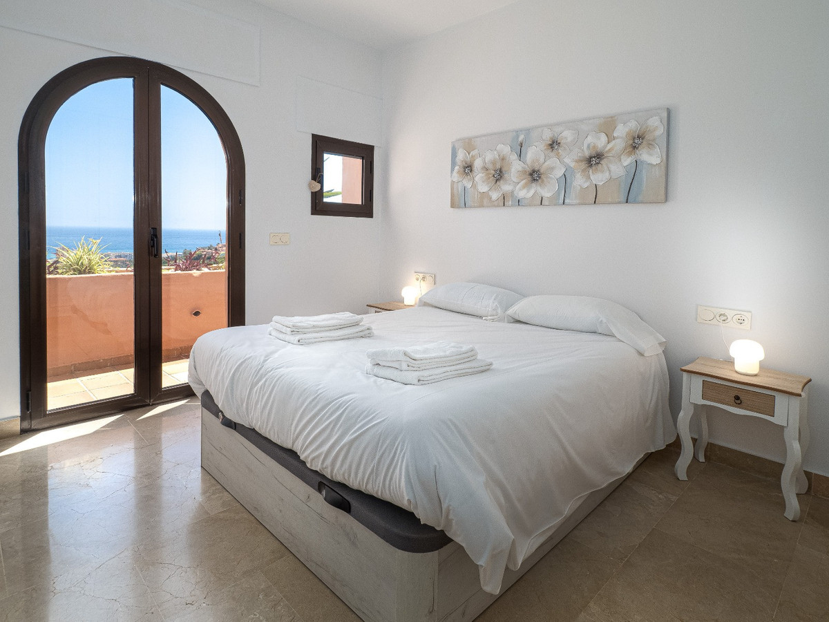 Apartment for sale in Manilva