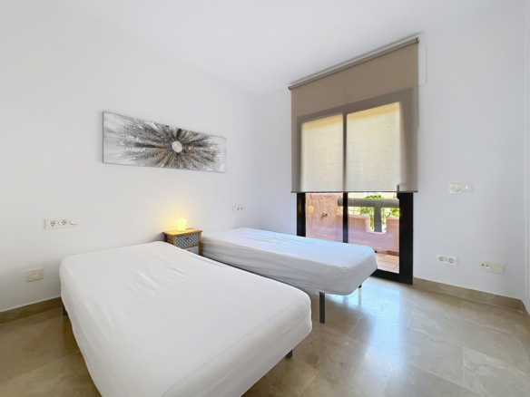 Apartment for sale in Manilva