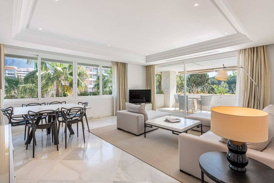 Apartment for sale in Marbella