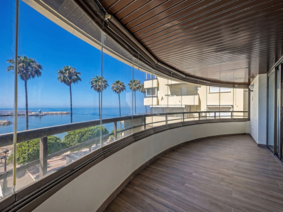 Apartment for sale in Marbella