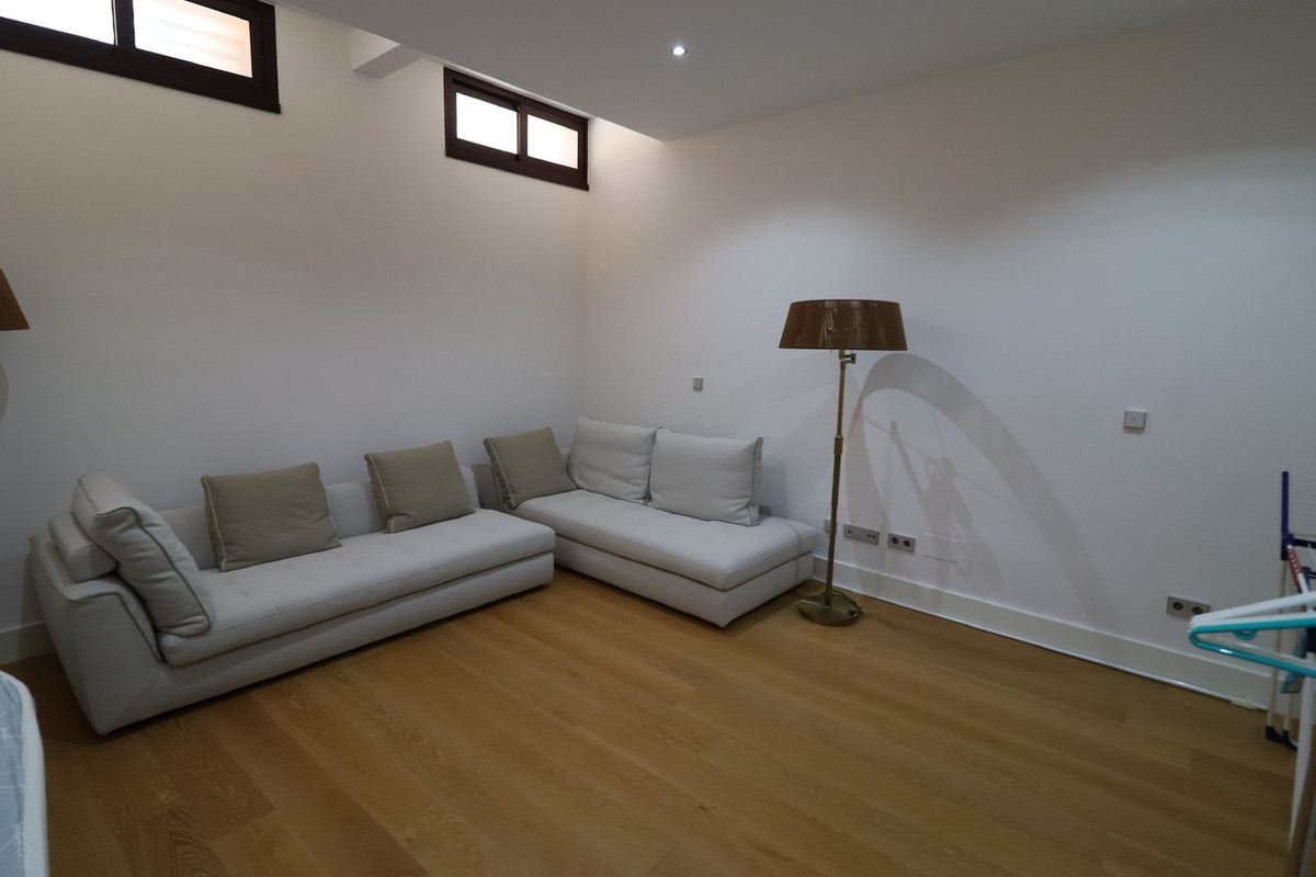 Apartment for sale in Marbella