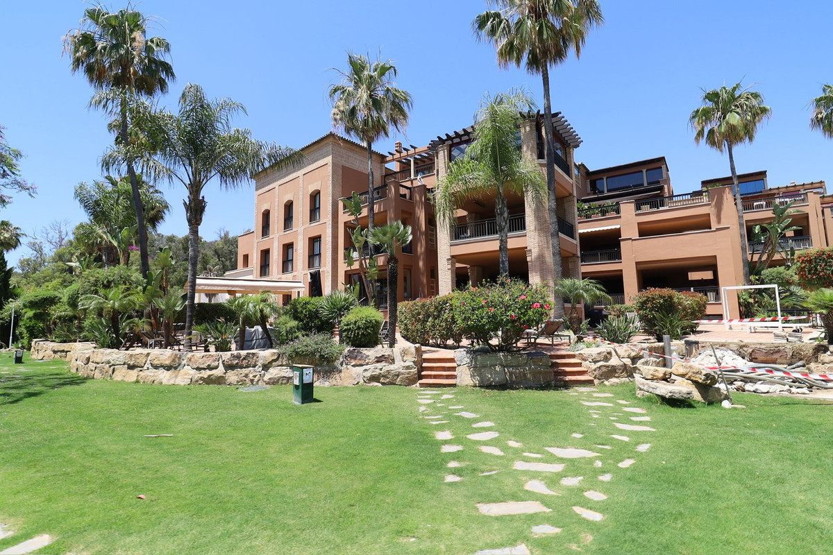 Apartment-in-Marbella-Ref-R5409112 Apartment for sale in Marbella