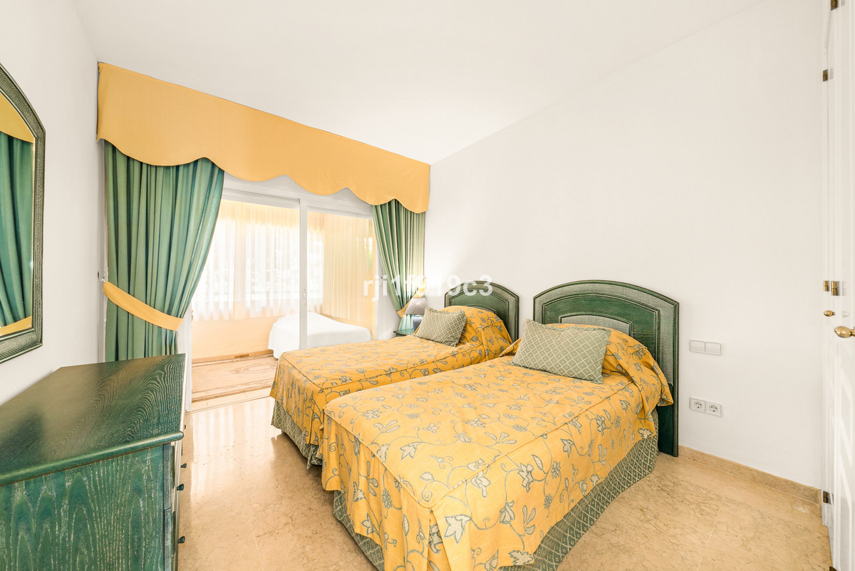 Apartment for sale in Marbella