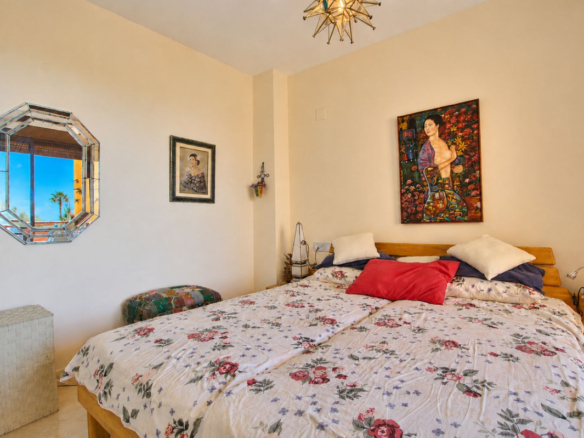 Apartment for sale in Mijas