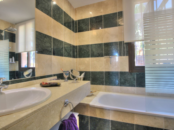 Apartment for sale in Mijas
