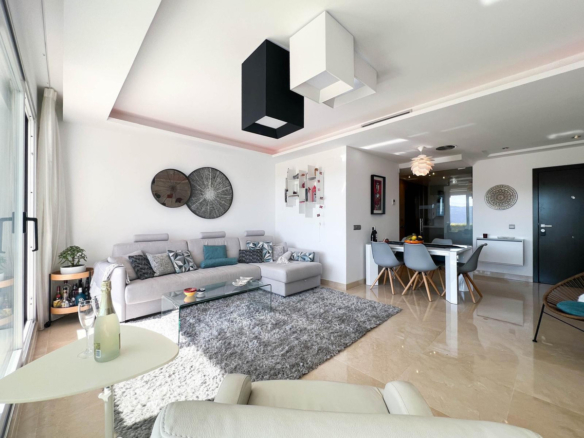 Apartment for sale in Mijas