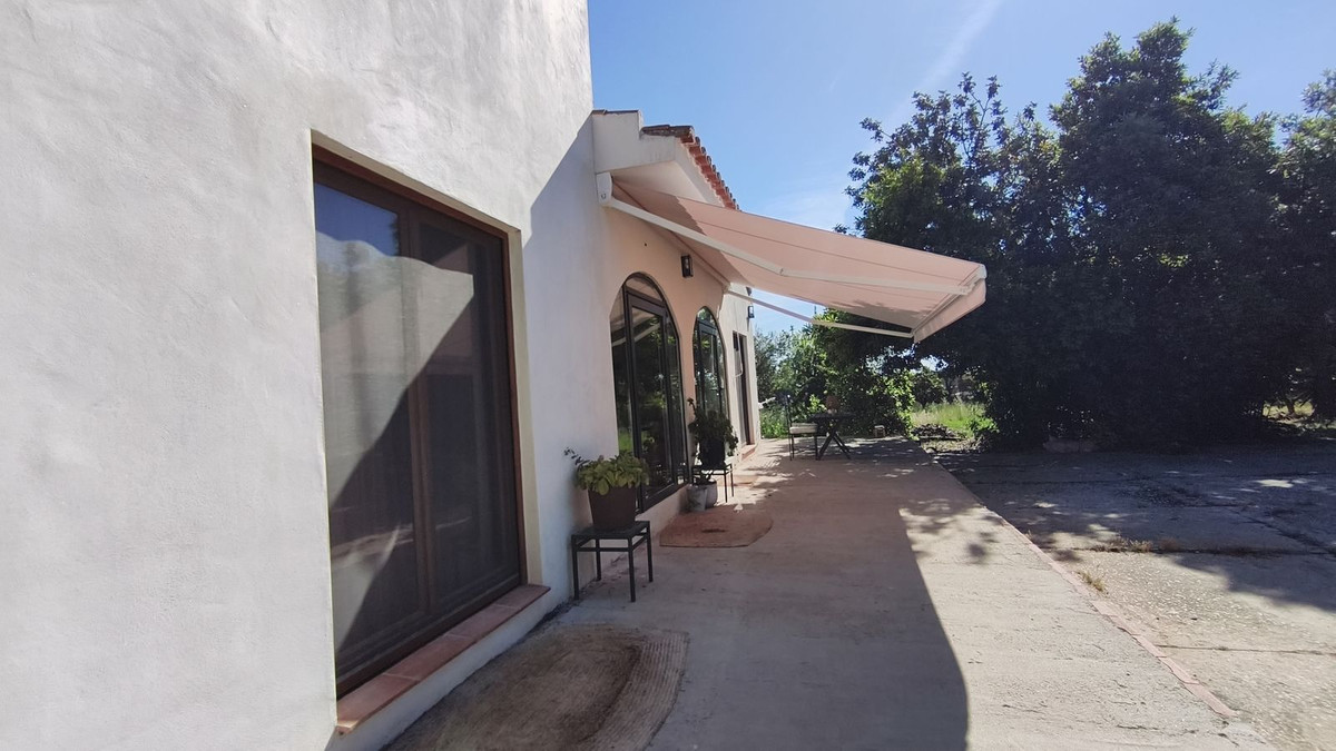 Finca for sale in Alhaurín el Grande