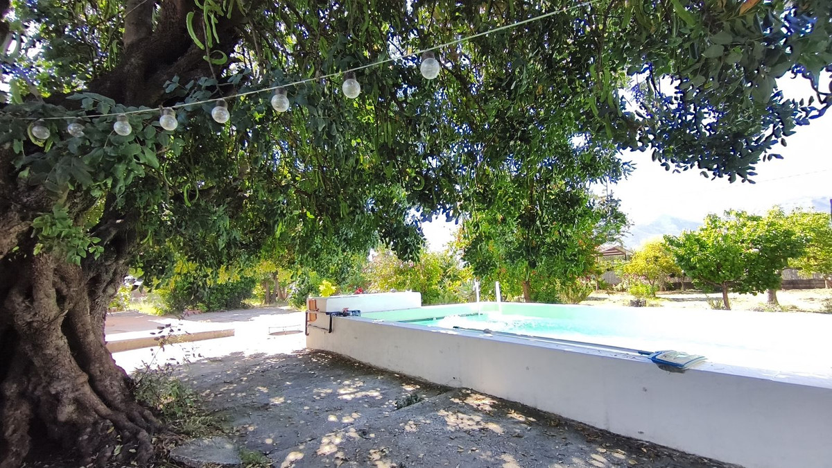 Finca for sale in Alhaurín el Grande