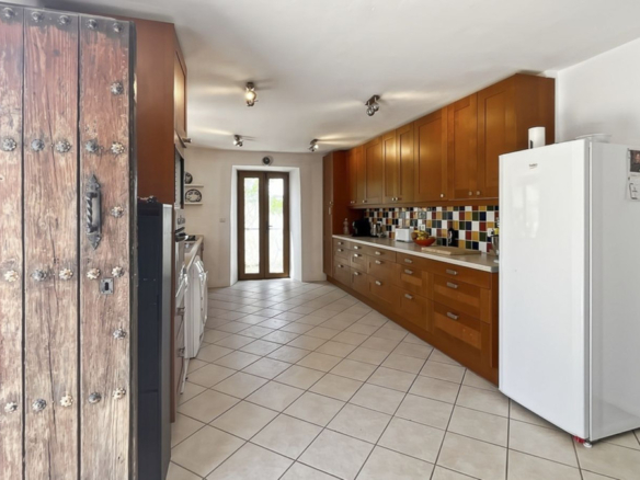 Finca for sale in Casabermeja