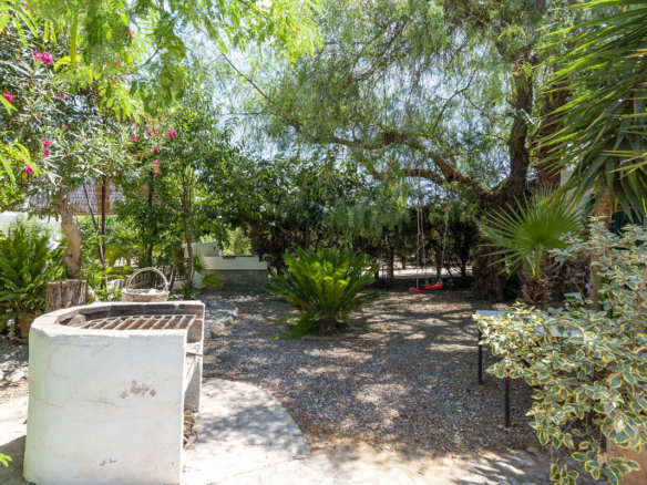 Finca for sale in Coín