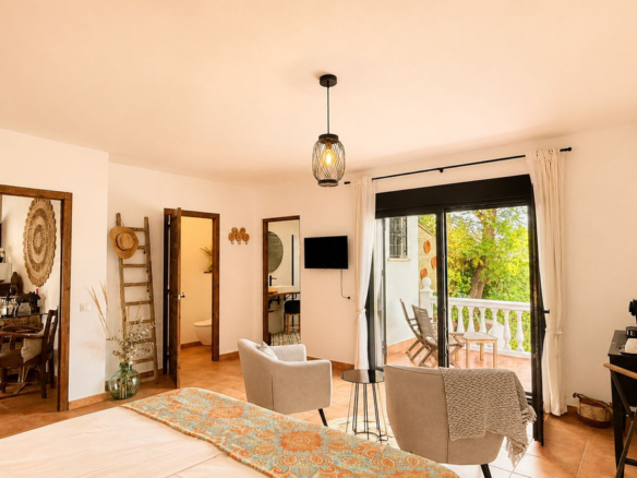 Finca for sale in Coín