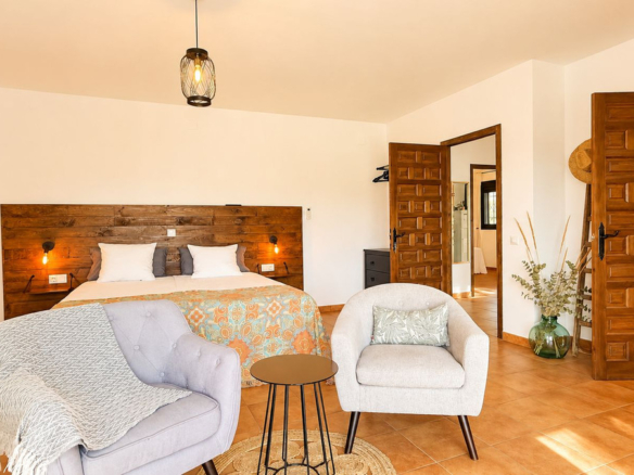 Finca for sale in Coín