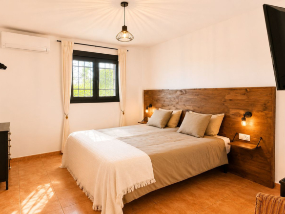 Finca for sale in Coín