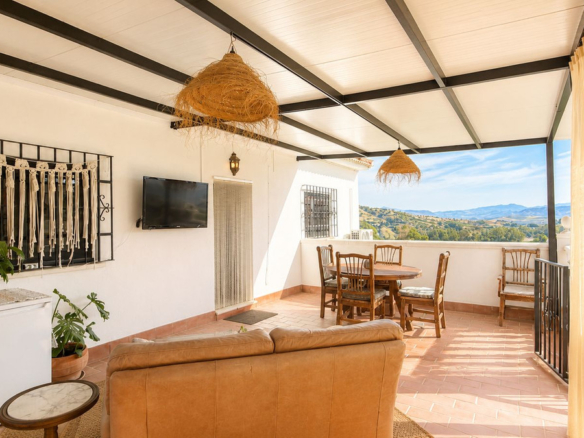Finca for sale in Coín