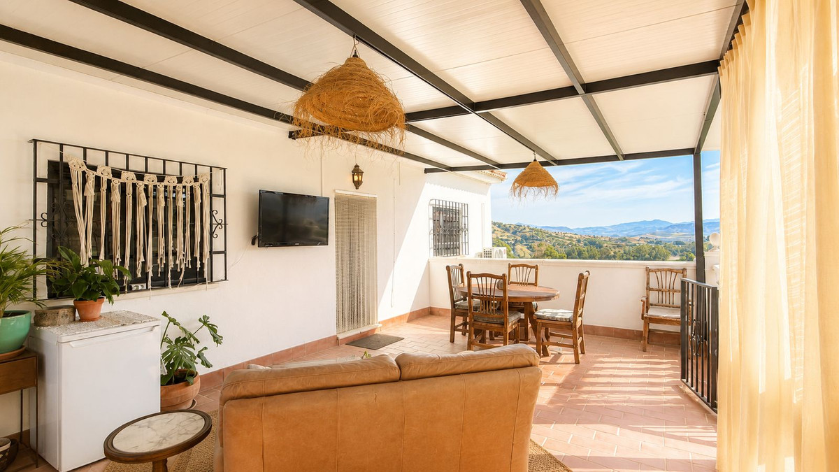 Finca for sale in Coín