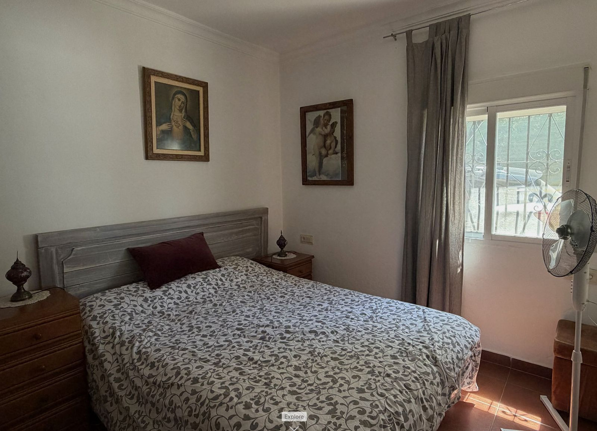 Finca for sale in Estepona