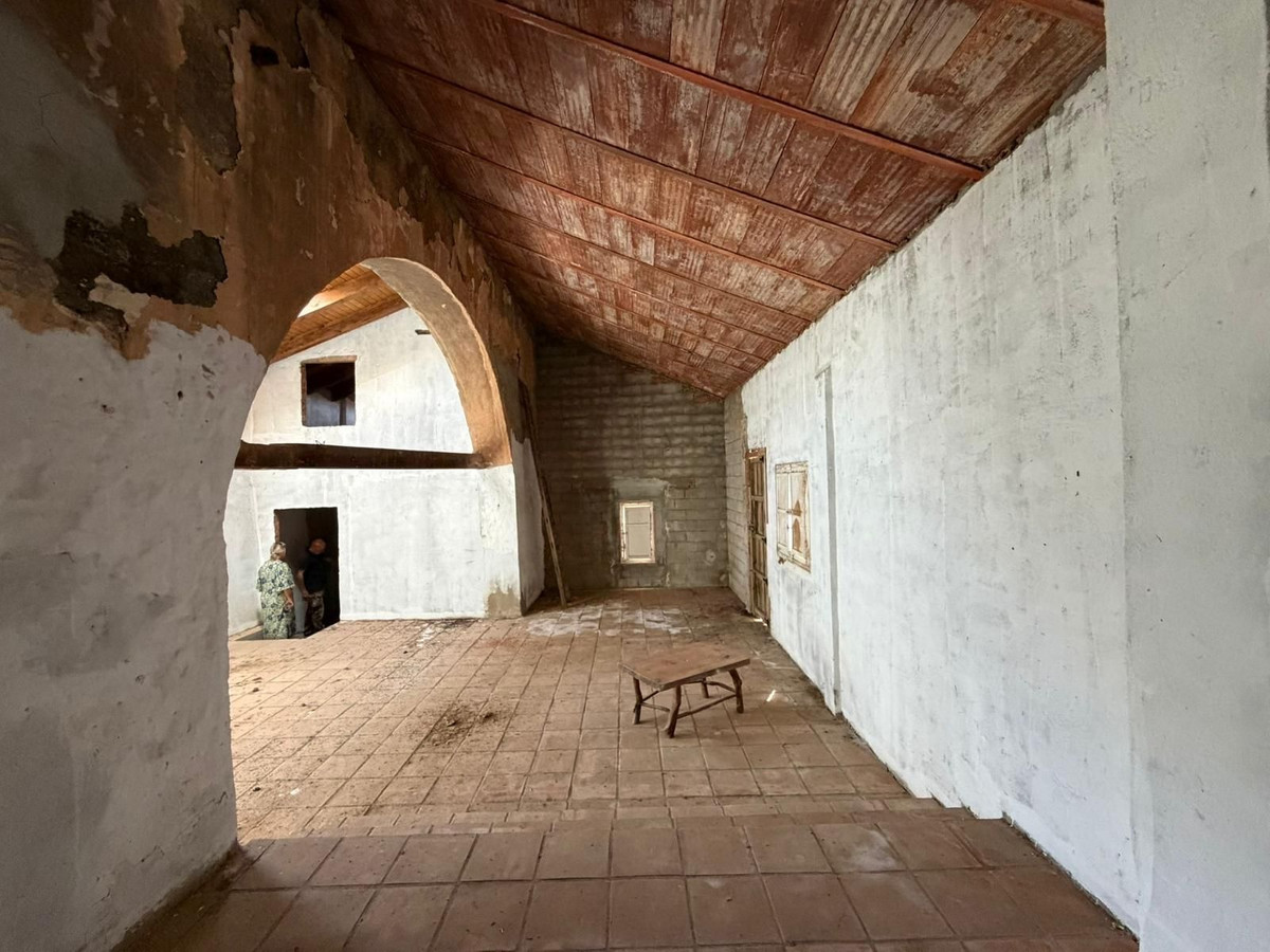 Finca for sale in Málaga