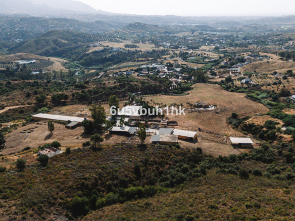 Finca for sale in Mijas