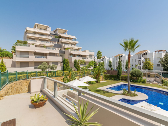 Penthouse for sale in Benahavís