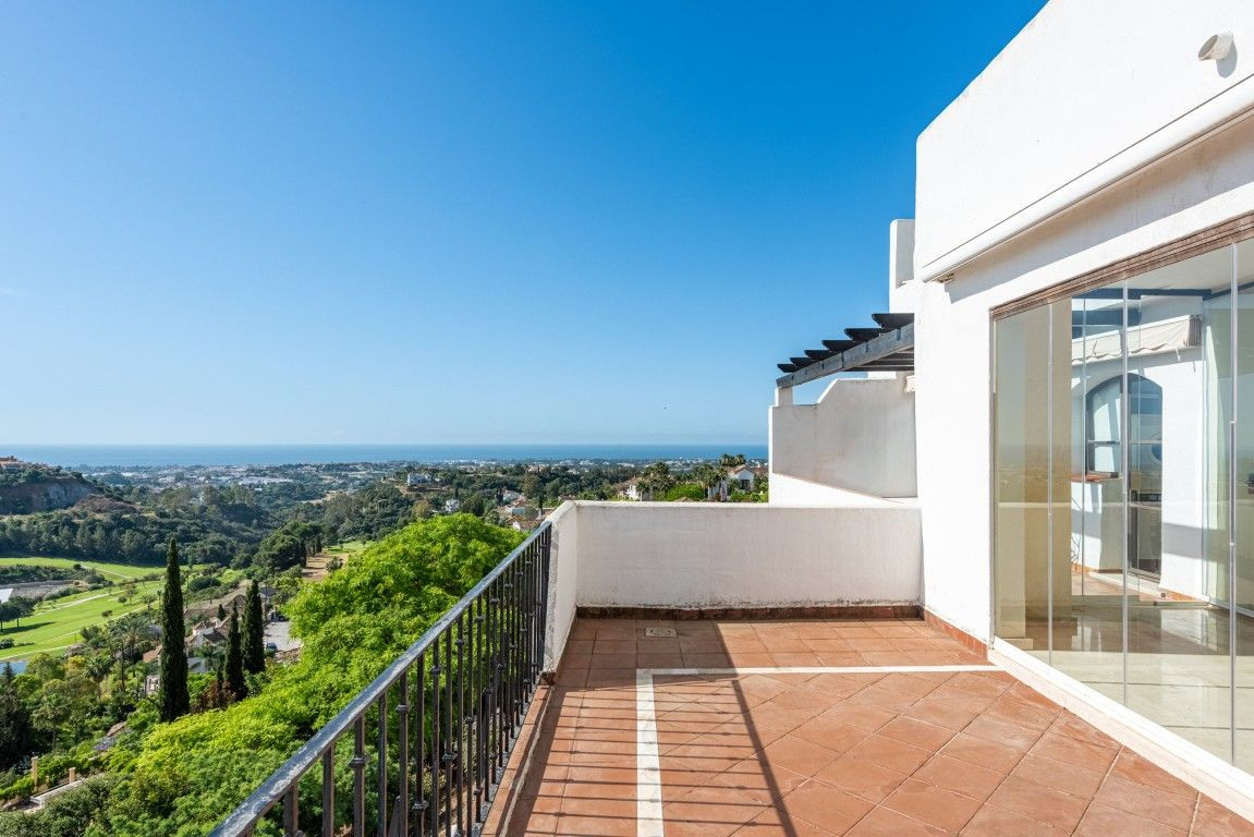 Penthouse for sale in Benahavís