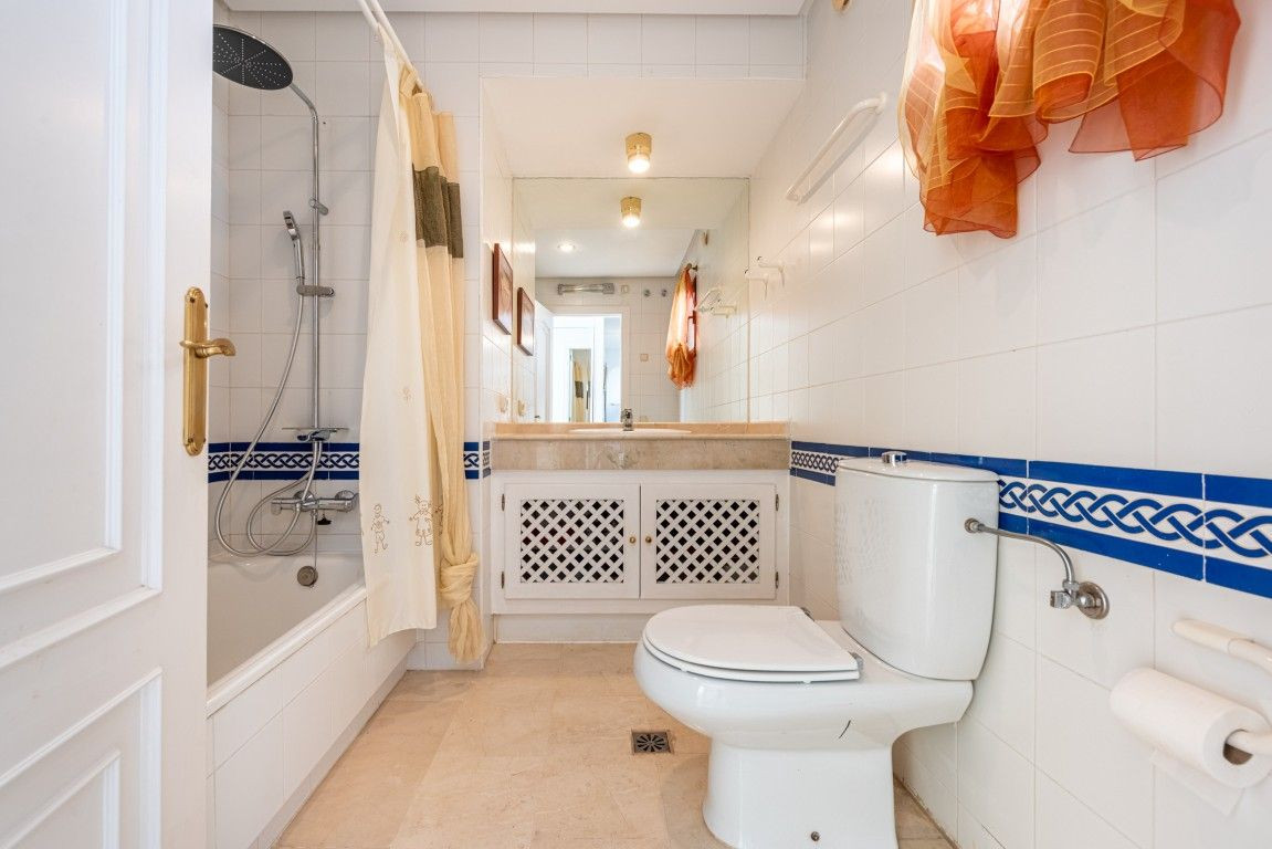 Penthouse for sale in Benahavís